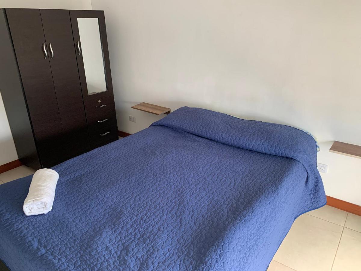 Apartamento Cerca Del Cc Titan Plaza Bogota Bagian luar foto