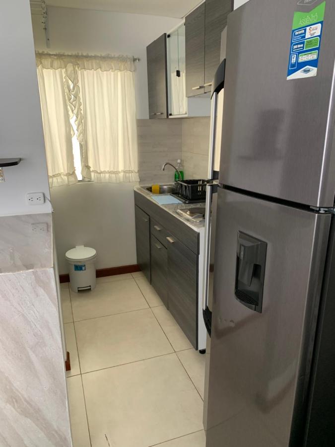 Apartamento Cerca Del Cc Titan Plaza Bogota Bagian luar foto